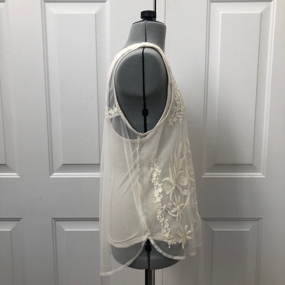 American Eagle Cream Embroidered Floral Tank Top | Size XS - Picture 5 of 8